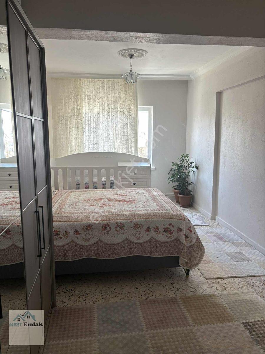Mert Emlaktan 350 Evler Mahallesi 2+1 Satılık Dairemiz — fotoğraf 2