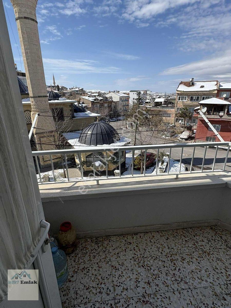 Mert Emlaktan 350 Evler Mahallesi 2+1 Satılık Dairemiz — fotoğraf 12