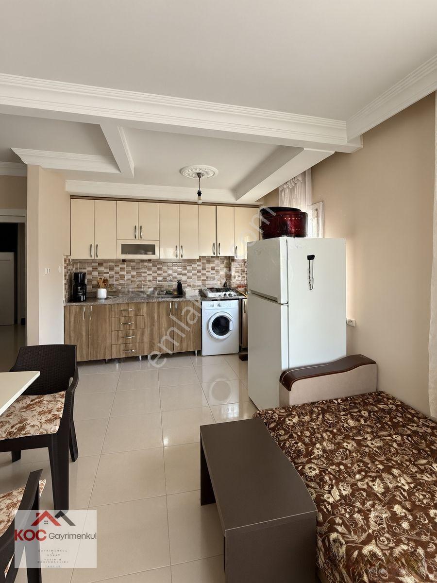 Koç Emlaktan Hazır Memur Kiracılı 1+1 Ful Eşyalı Satılık Daire