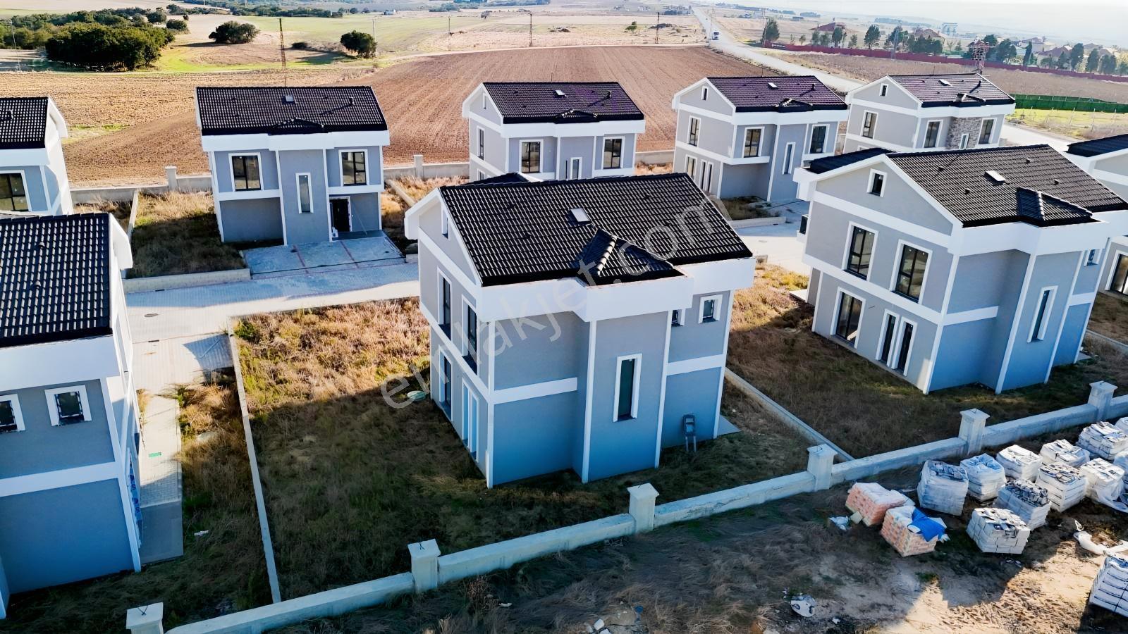 İstanbul Silivri Balaban Da Site İçerisinde Satılık Sıfır Villa — fotoğraf 5
