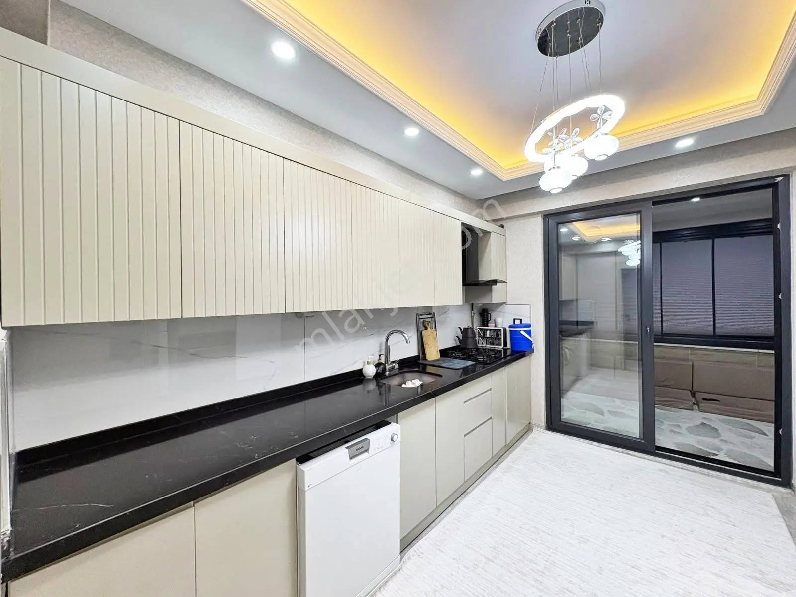 Alpaslan'Da Park Yakını Site İçi Bakmlı Cam Balkon Yer.Isıtma2+1