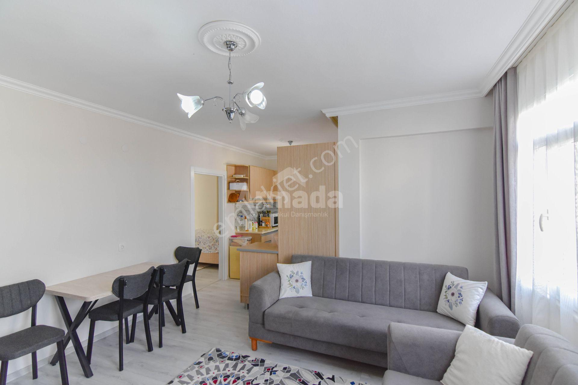 Aydının Kuşadası İlçesi Kadınlar Denizinde Satılık 2+1 Daire — fotoğraf 3
