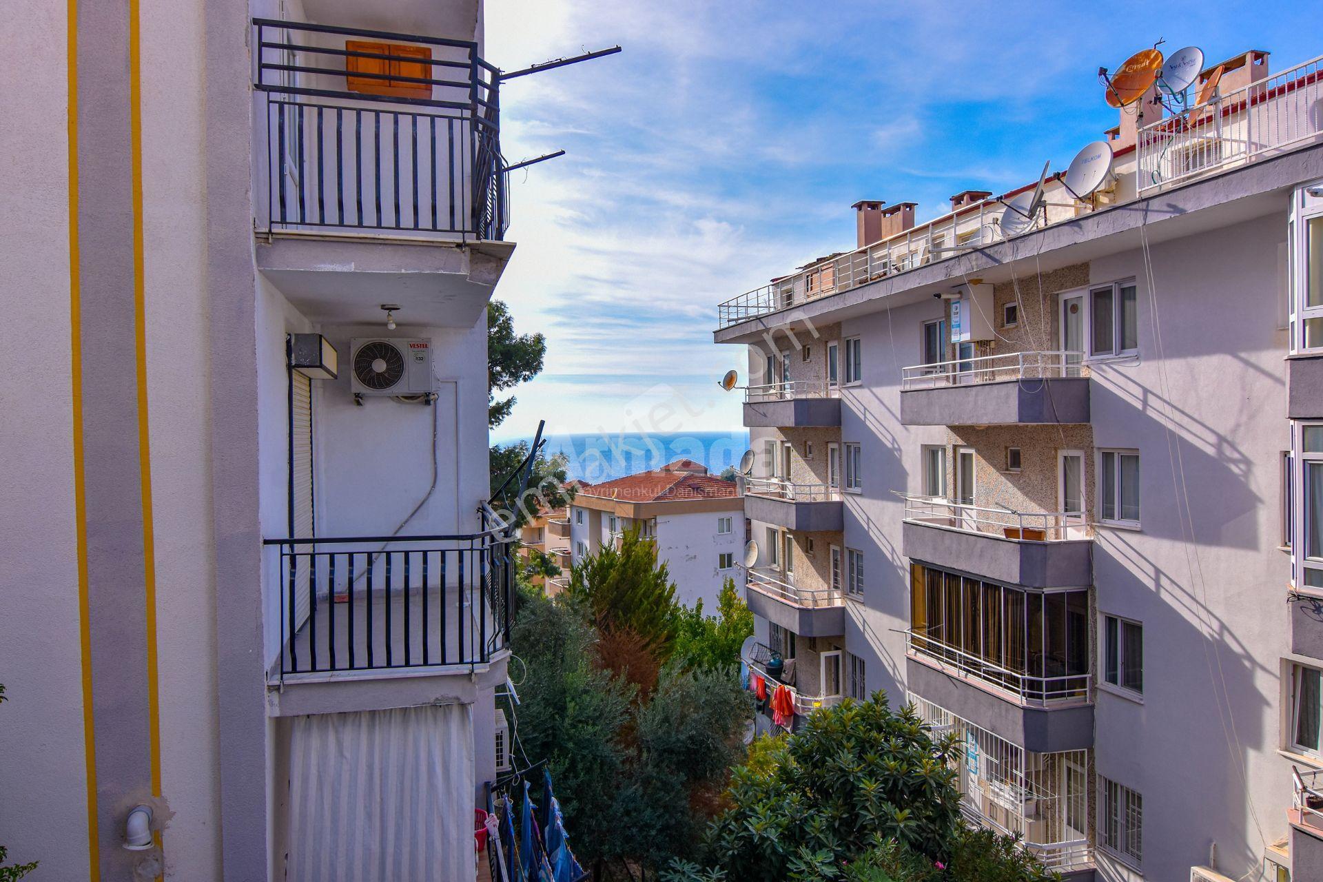 Aydının Kuşadası İlçesi Kadınlar Denizinde Satılık 2+1 Daire — fotoğraf 10