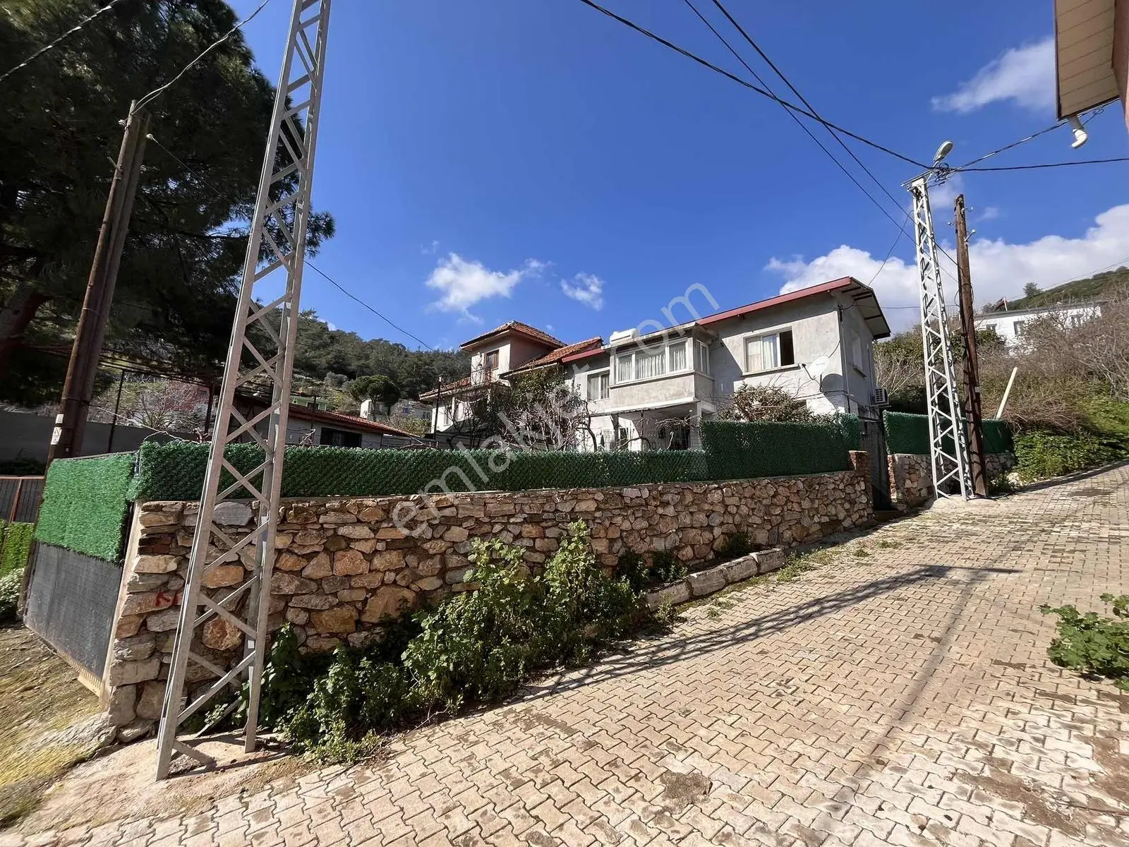 Berk Emlak'tan Menderes Ahmetbeylide Satılık Bahçeli Müstakil Ev — fotoğraf 3
