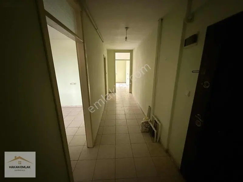 Hakan Emlak'tan Çarşı İçi Daire! — fotoğraf 13