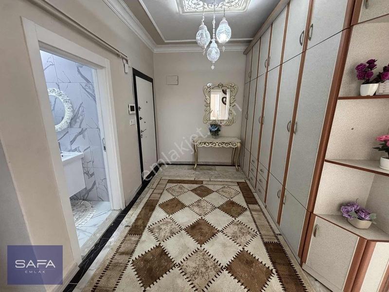 Erciyesevler Mah. Satılık 3+1 Full Yapılı Muhteşem Konumda Daire — fotoğraf 2