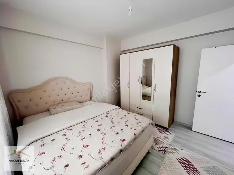 Hakan Emlak'tan Ilıca Caddesinde 2+1 Satılık Daire — fotoğraf 20