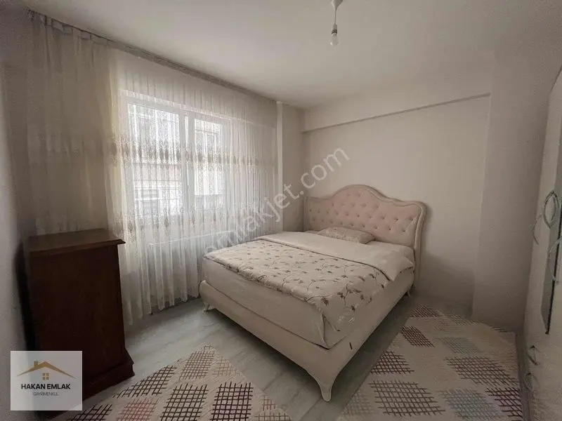Hakan Emlak'tan Ilıca Caddesinde 2+1 Satılık Daire — fotoğraf 22