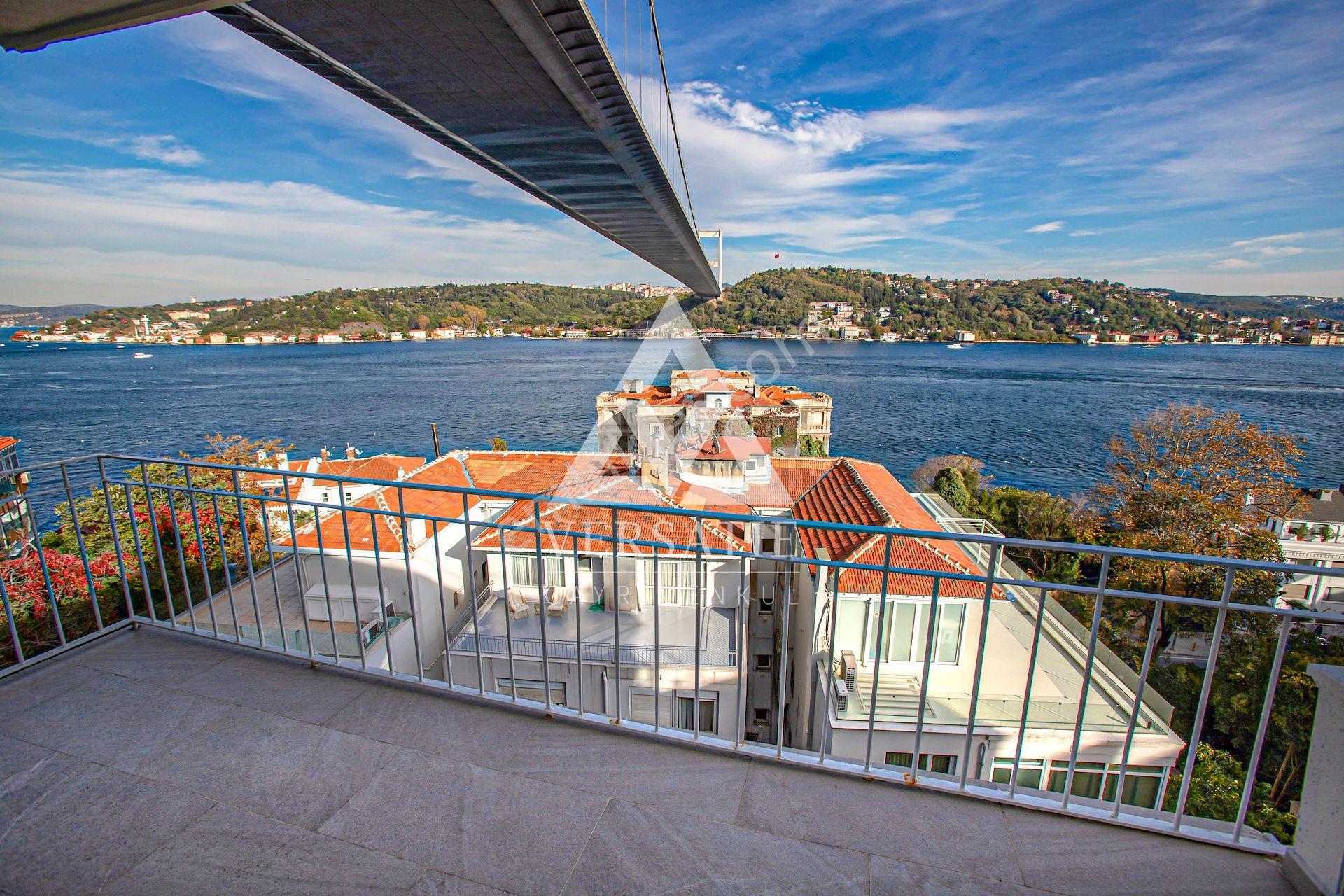 Rumelihisarı'Nda Rıhtımlı 2+1 Yalı Dairesi, 110M², Boğaz Manzara