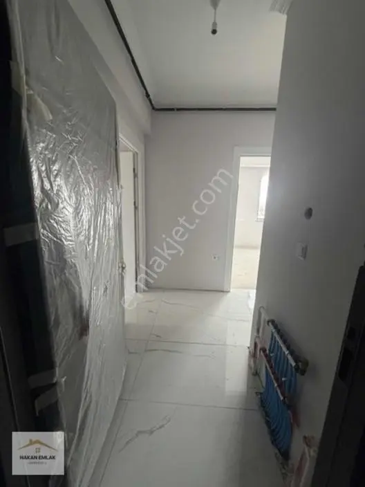 Hakan Emlak'tan Çorum Manzaralı 3+1 Satılık Daire — fotoğraf 3
