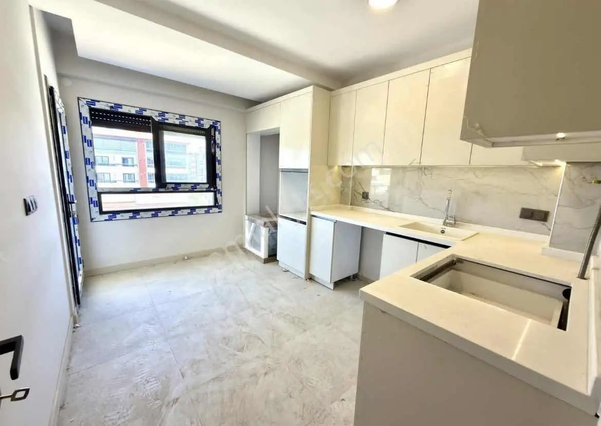 Berk Emlak'tan İnönü Mahallesinde Site İçi 3+1 Satılık Daire — fotoğraf 9