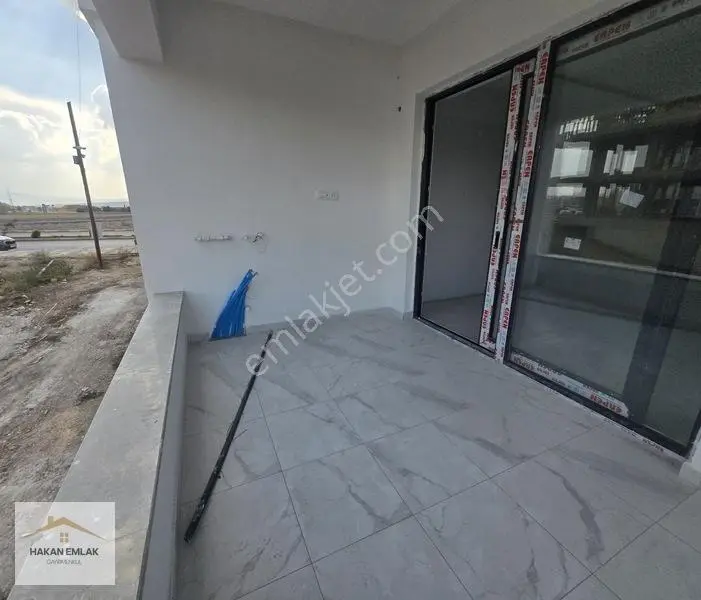 Hakan Emlak - Ulukavak Mh Cadde Üzeri Satılık 2+1 Daire — fotoğraf 13