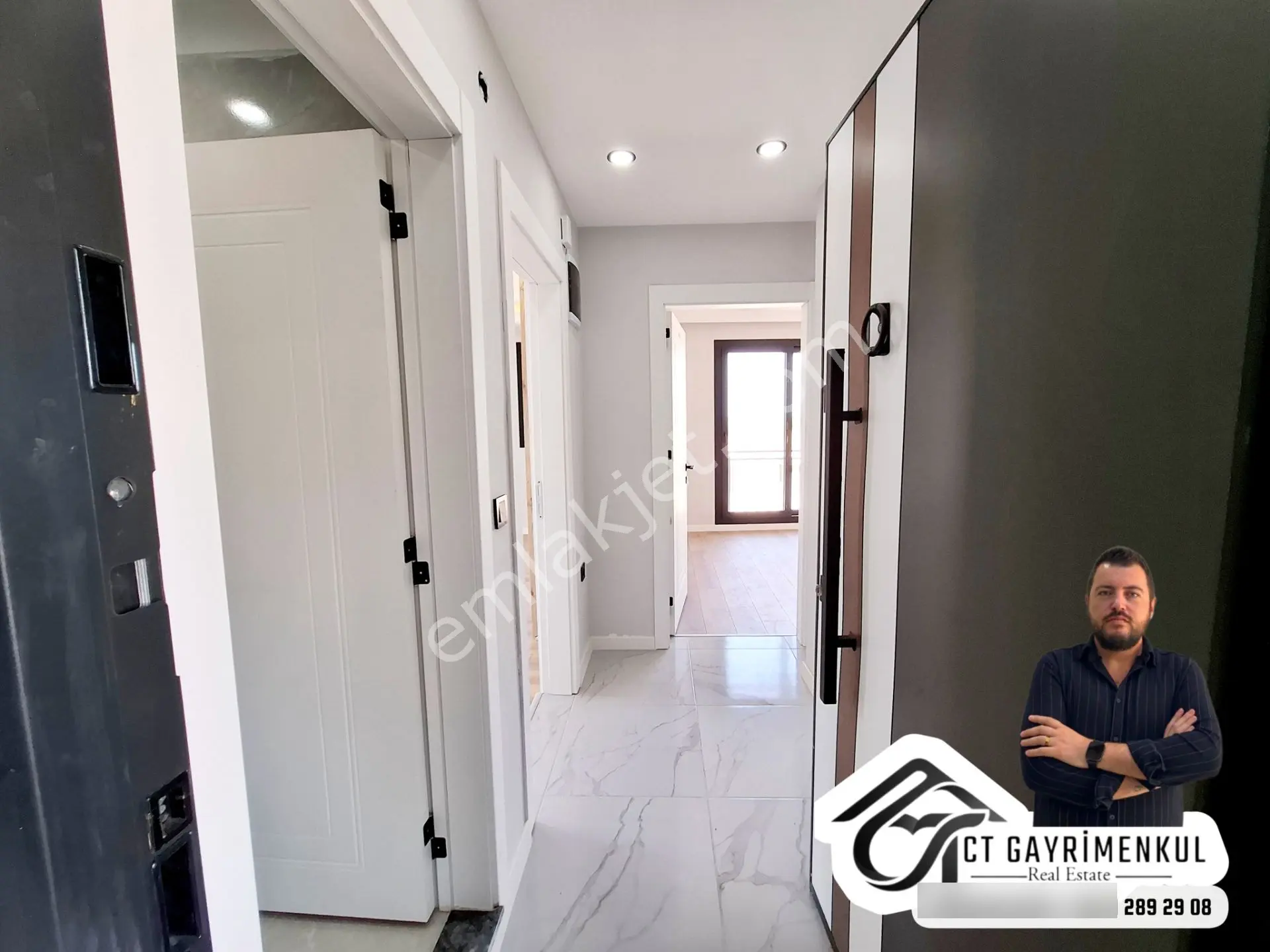 Didim'de Satılık 1+1 Sıfır Asansörlü Ön Cephe Çok Hesaplı Kaçırmayınn !! Fırsat Daire ! — fotoğraf 3