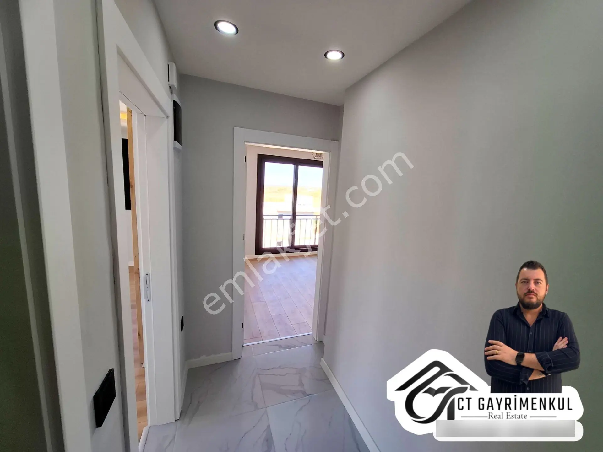 Didim'de Satılık 1+1 Sıfır Asansörlü Ön Cephe Çok Hesaplı Kaçırmayınn !! Fırsat Daire ! — fotoğraf 14