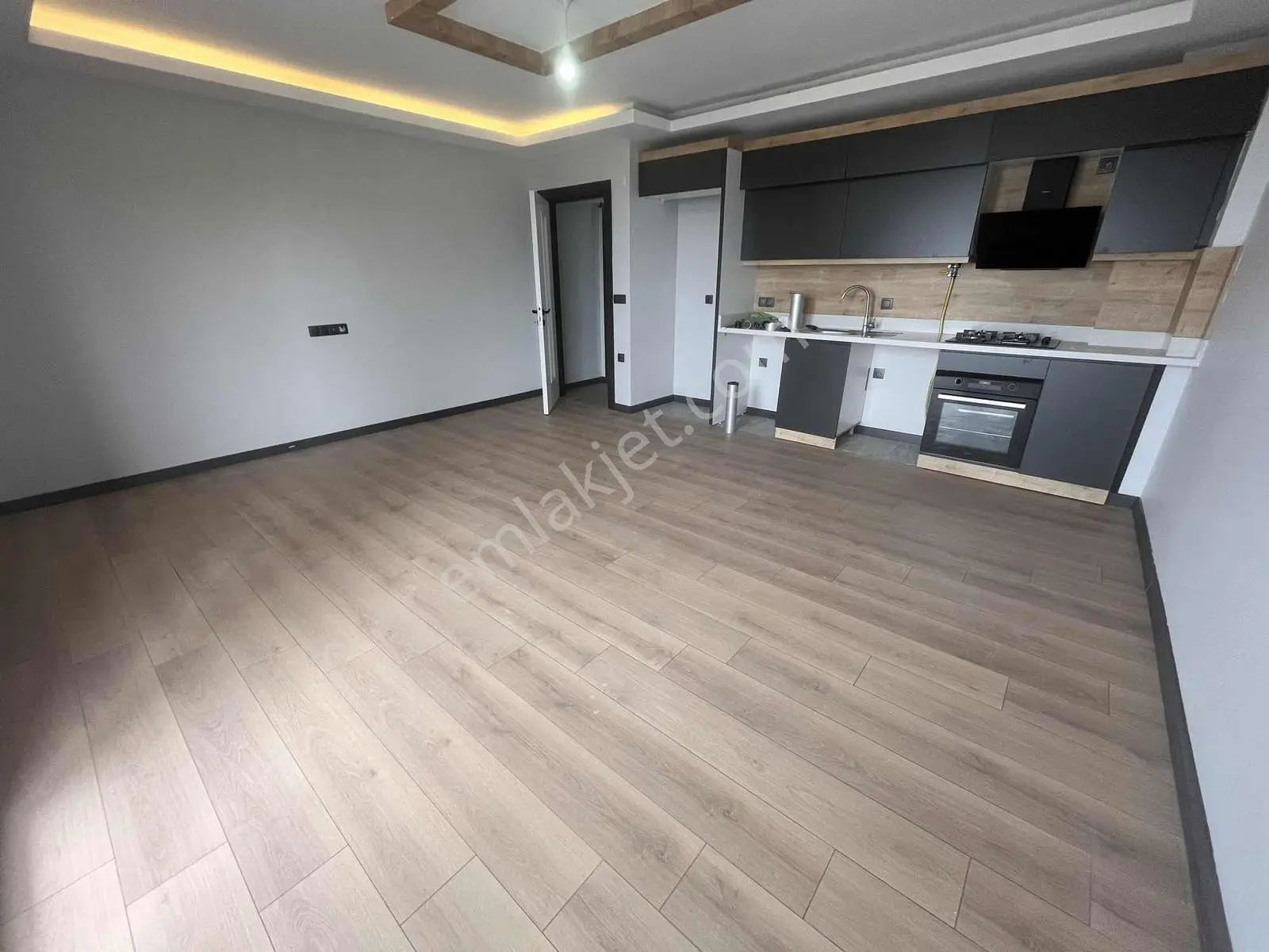 Berk Emlak'tan İnönü Mahallesinde Satılık Bahçeli 1+1 Daire — fotoğraf 17