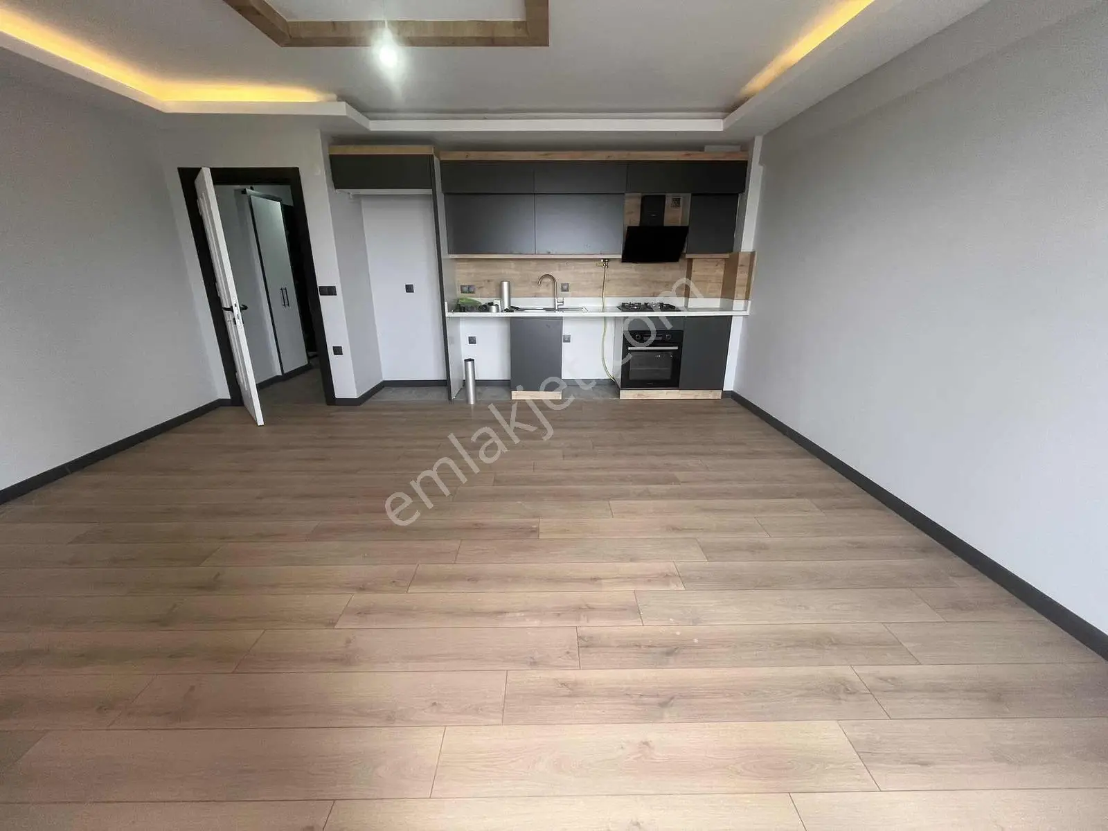 Berk Emlak'tan İnönü Mahallesinde Satılık Bahçeli 1+1 Daire — fotoğraf 21