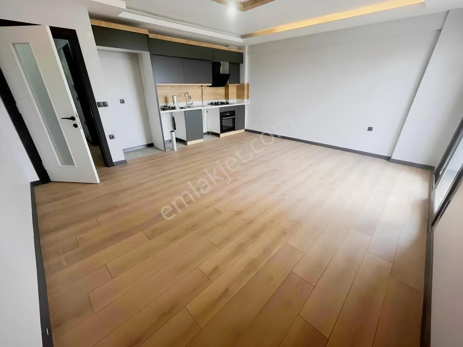Berk Emlak'tan İnönü Mahallesinde Satılık Bahçeli 1+1 Daire — fotoğraf 24