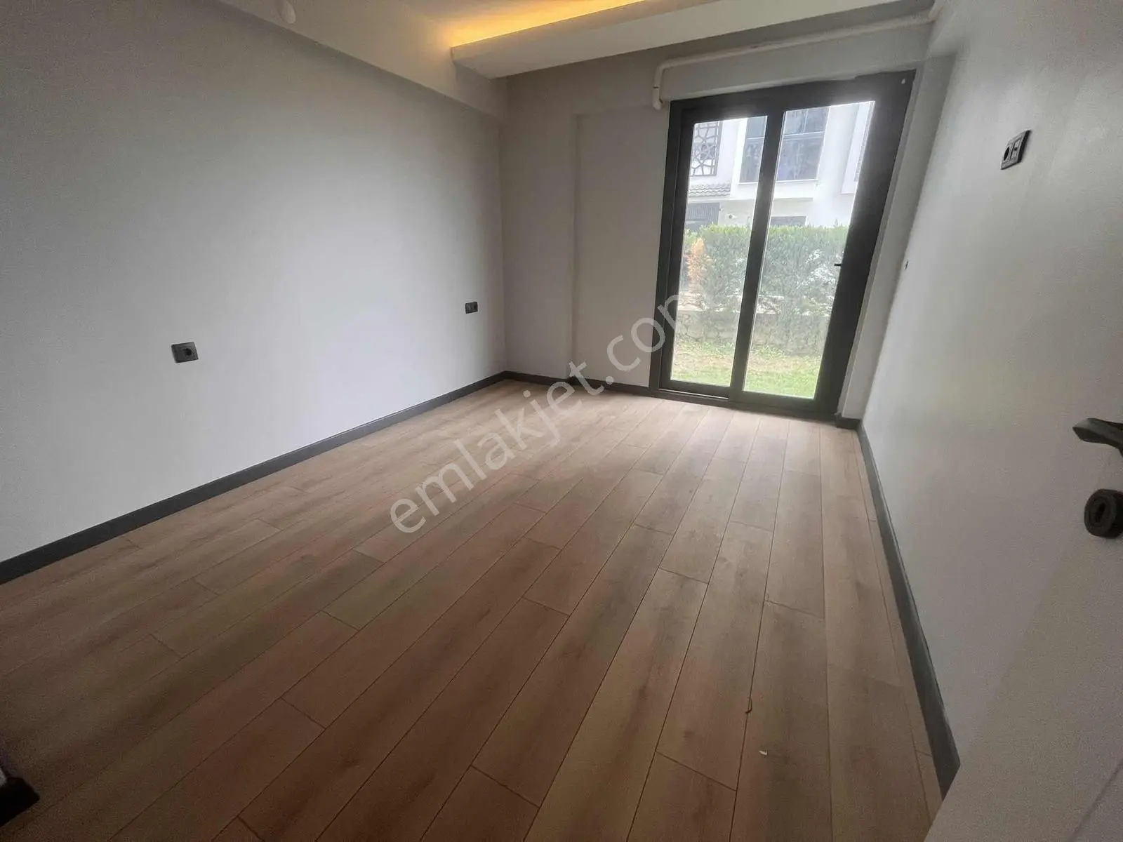 Berk Emlak'tan İnönü Mahallesinde Satılık Bahçeli 1+1 Daire — fotoğraf 27