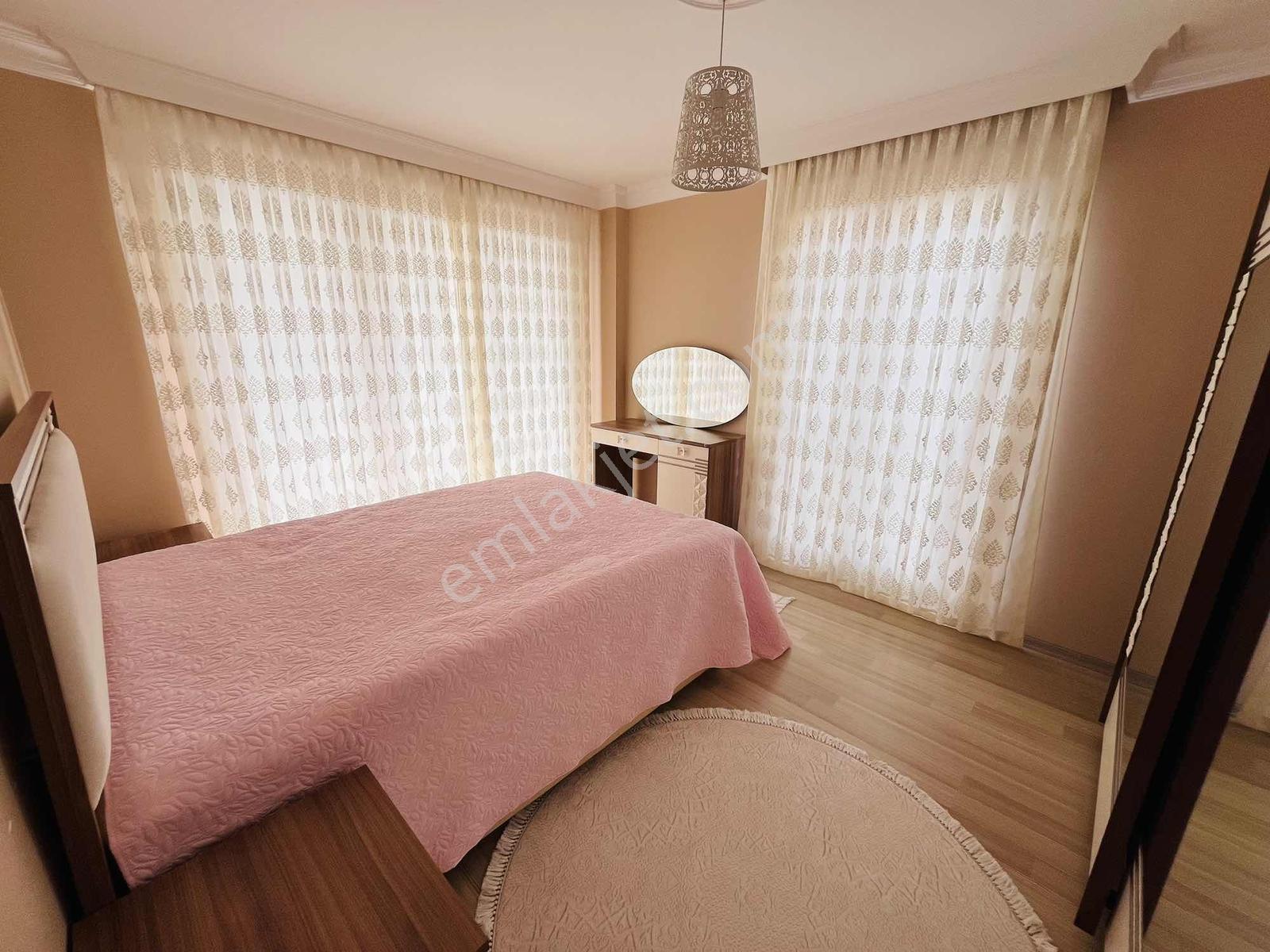 Re/max Kıyı Dan Satılık 6+1 İskanlı Müstakil Deniz Manzaralı — fotoğraf 16