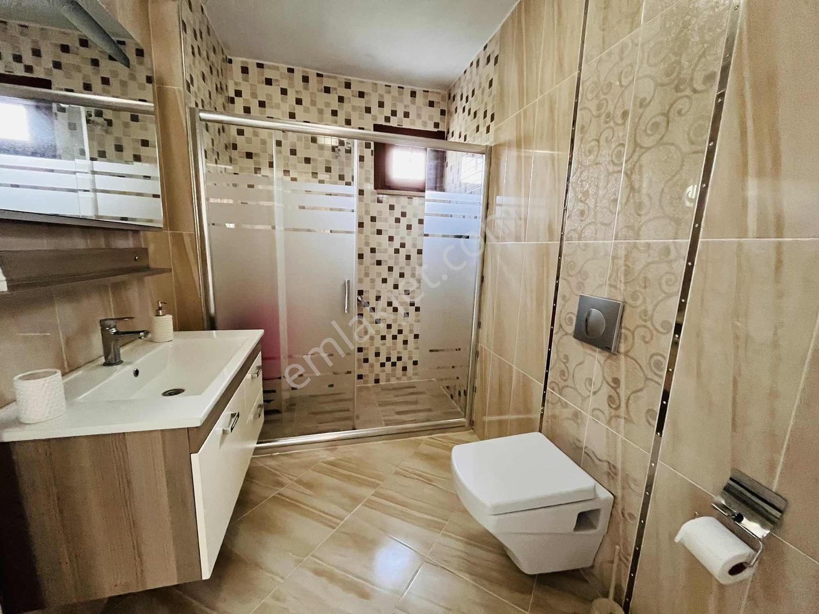 Re/max Kıyı Dan Satılık 6+1 İskanlı Müstakil Deniz Manzaralı — fotoğraf 18