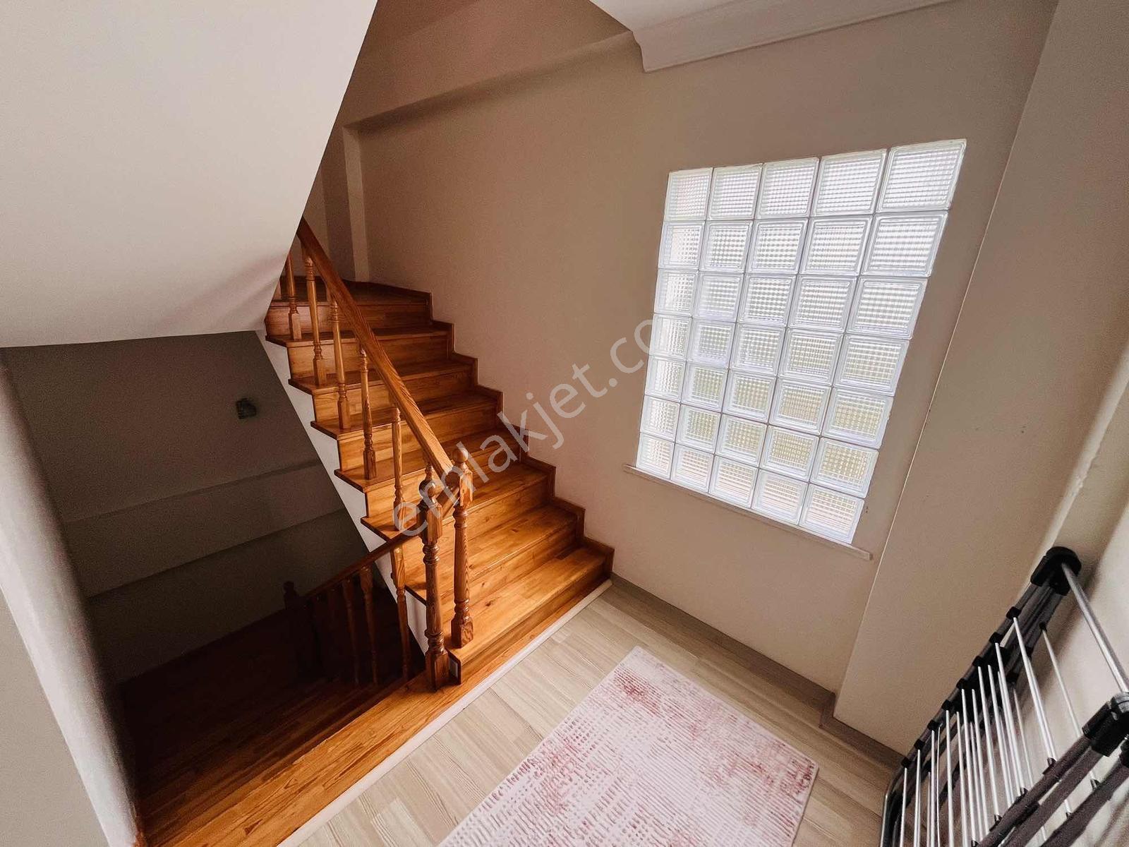 Re/max Kıyı Dan Satılık 6+1 İskanlı Müstakil Deniz Manzaralı — fotoğraf 19