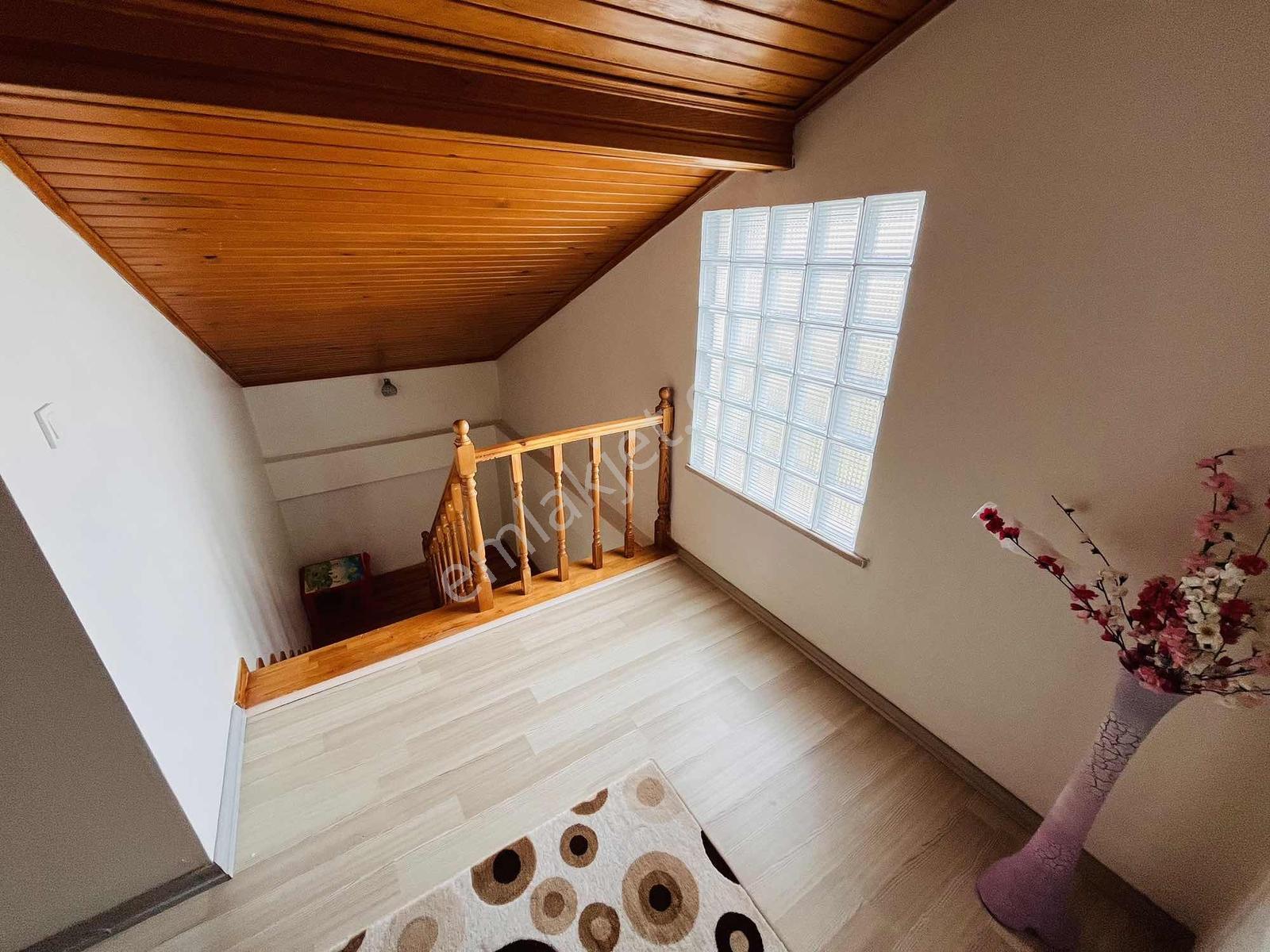 Re/max Kıyı Dan Satılık 6+1 İskanlı Müstakil Deniz Manzaralı — fotoğraf 23