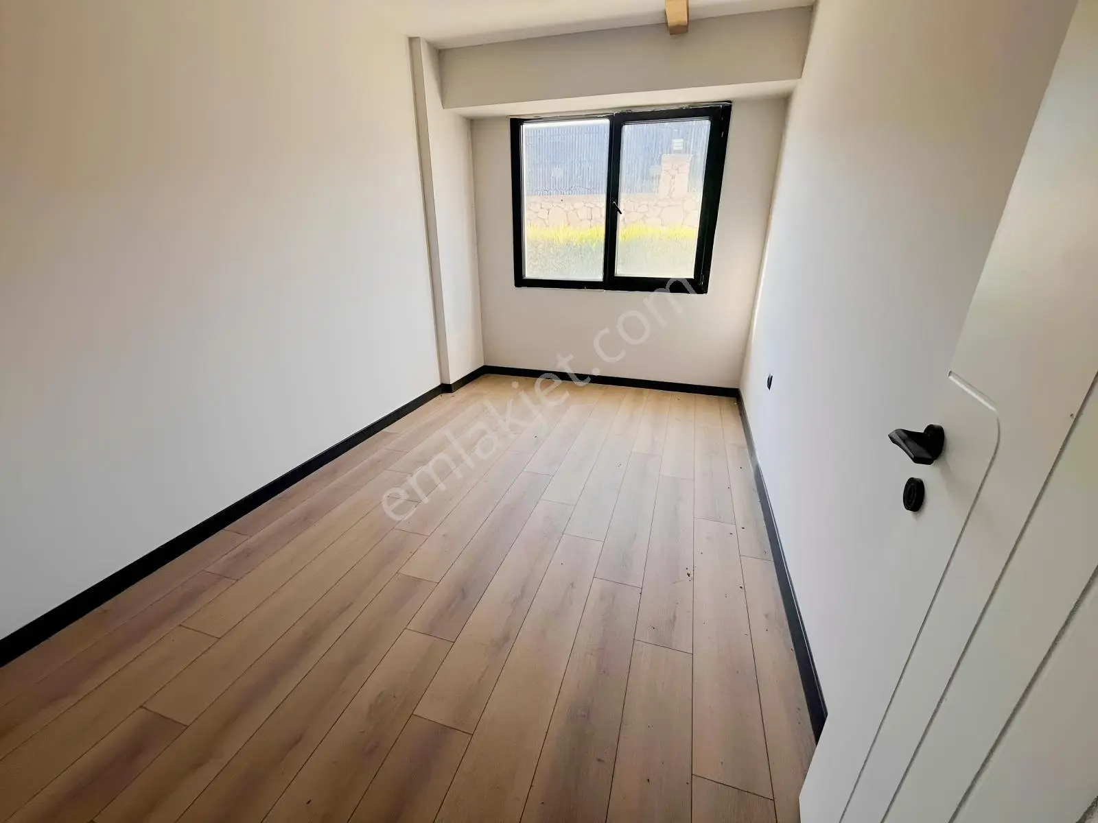 Berk Emlak'tan İnönü Mahallesinde Bahçeli Satılık 3+1 Daire — fotoğraf 20