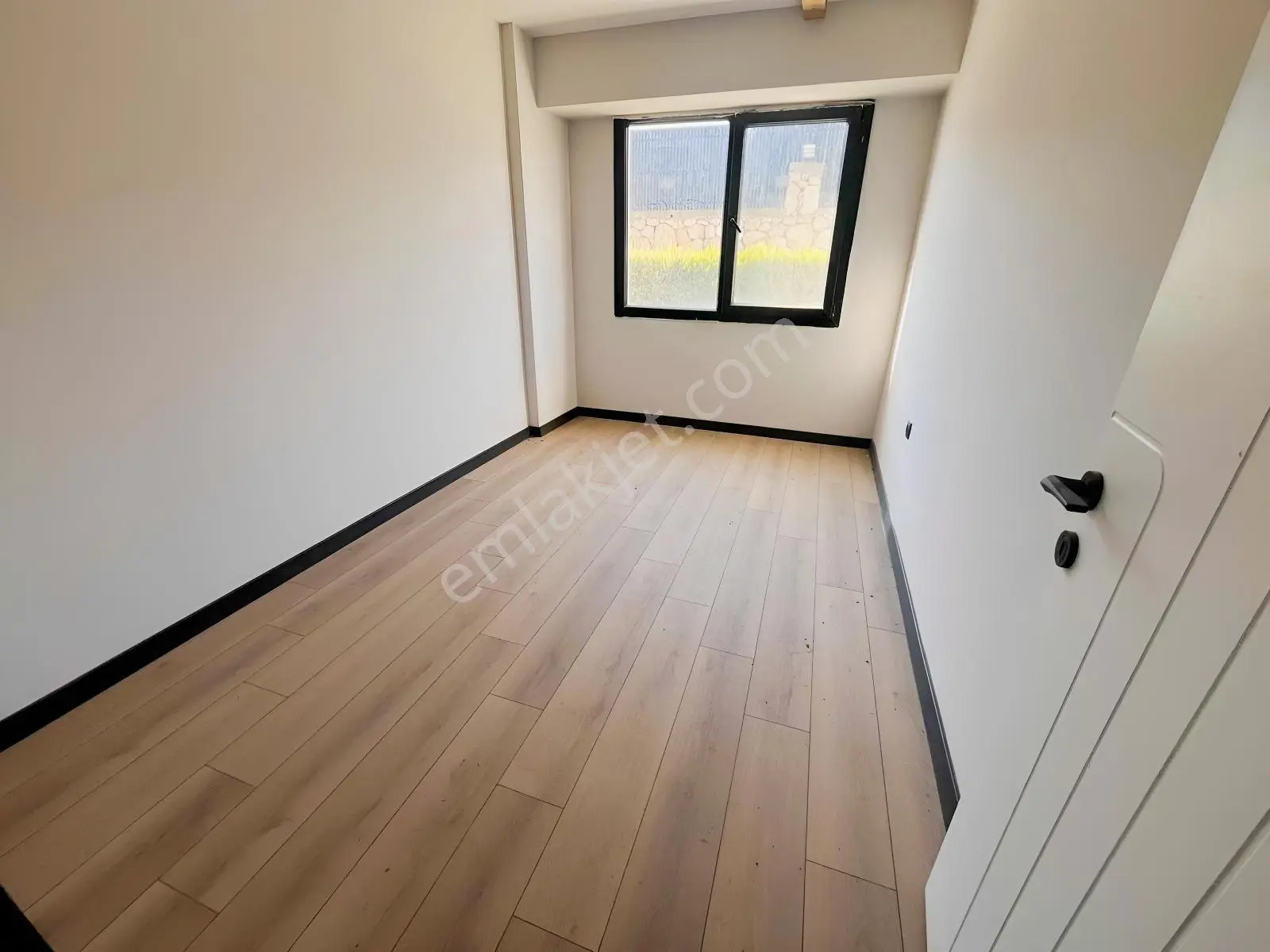 Berk Emlak'tan İnönü Mahallesinde Bahçeli Satılık 3+1 Daire — fotoğraf 22