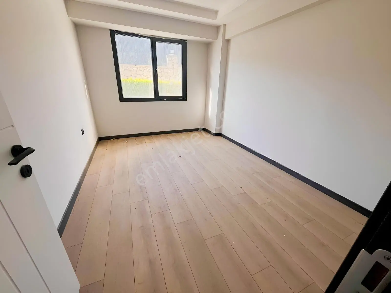 Berk Emlak'tan İnönü Mahallesinde Bahçeli Satılık 3+1 Daire — fotoğraf 23