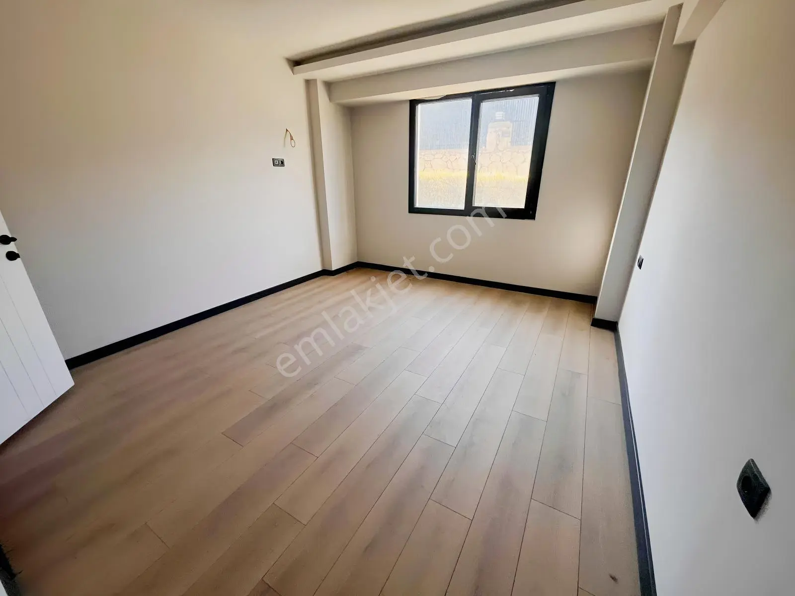 Berk Emlak'tan İnönü Mahallesinde Bahçeli Satılık 3+1 Daire — fotoğraf 27