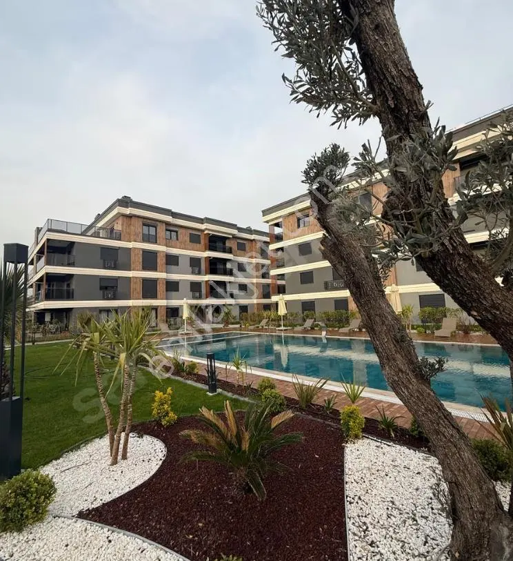Berk Emlak'tan Ayrancılar İnönüde Site İçi Satılık 1+1 Daire — fotoğraf 8