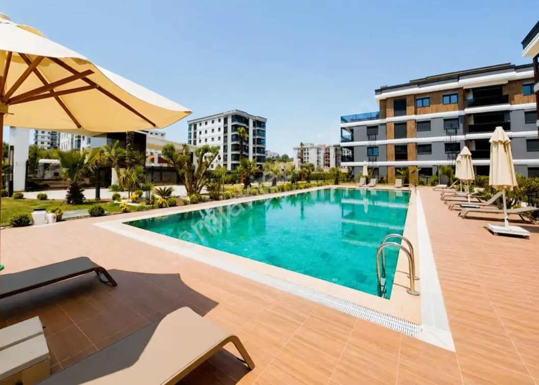 Berk Emlak'tan Ayrancılar İnönüde Site İçi Satılık 1+1 Daire — fotoğraf 24