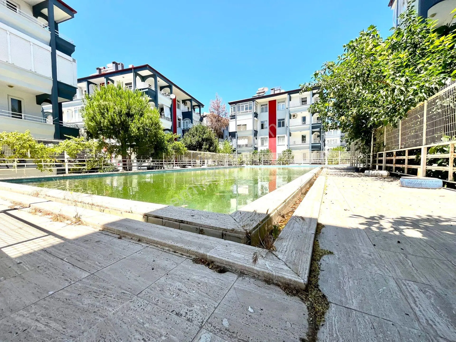 ▓yetkisi Yükselden Altınkumda Havuzlu Sitede Ön Cephe 3+1 Daire▓ — fotoğraf 2