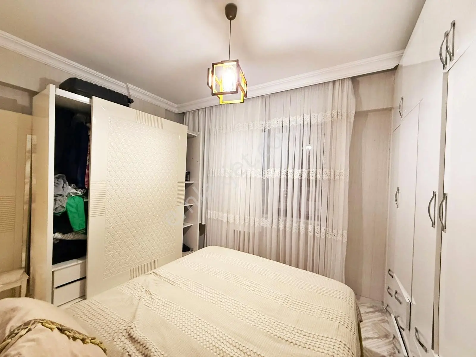 Karacaahmet'te Pazar Yakını Yerden Isıtma Geniş Cam Balkon 2+1 — fotoğraf 12