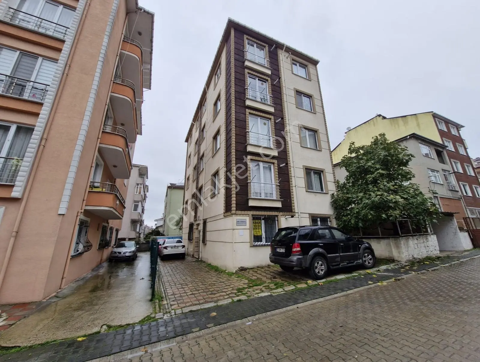 Şeyh Sinan'Da Hazır Kiracılı 2+1 Satılık Daire
