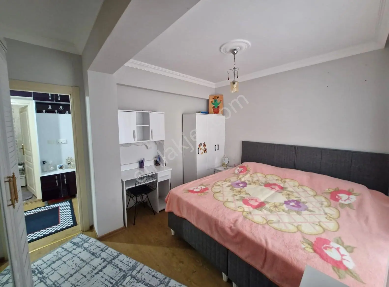 Şeyh Sinan'da Hazır Kiracılı 2+1 Satılık Daire — fotoğraf 6