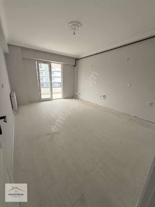 Hakan Emlaktan Kevser Cami Civarında 150 M² Köşe Başı 3+1 Daire — fotoğraf 7