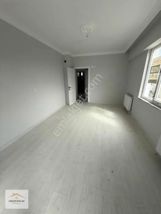 Hakan Emlaktan Kevser Cami Civarında 150 M² Köşe Başı 3+1 Daire — fotoğraf 9