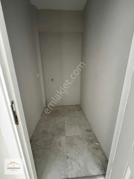 Hakan Emlaktan Kevser Cami Civarında 150 M² Köşe Başı 3+1 Daire — fotoğraf 13