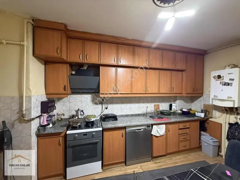 Hakan Emlak'tan Göğüs Hastanesi Civarı Satılık Daire! — fotoğraf 3