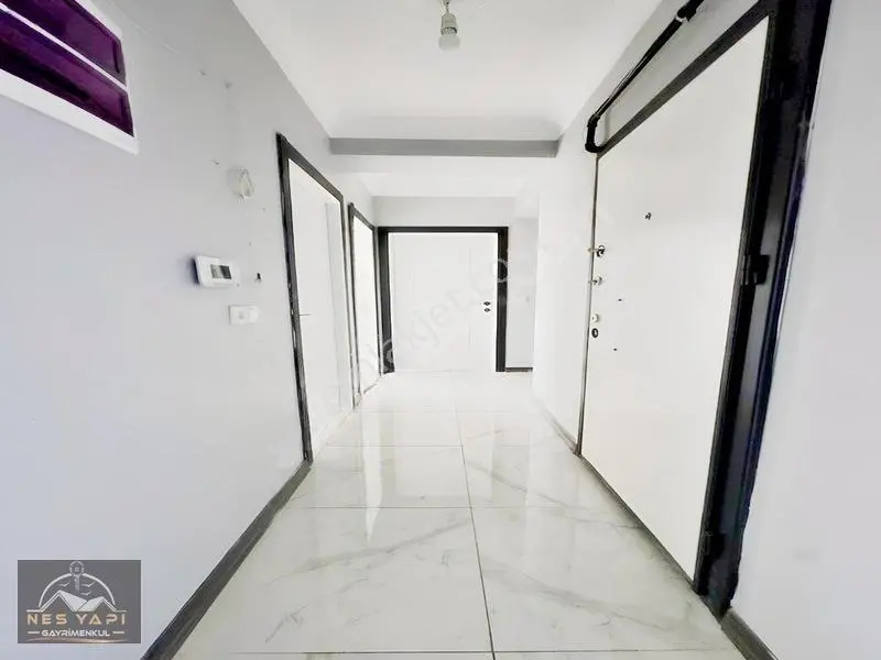Metrobüse 5 Dk Ön Cephe 2+1 Satılık Yatırımlık Daire!! — fotoğraf 16