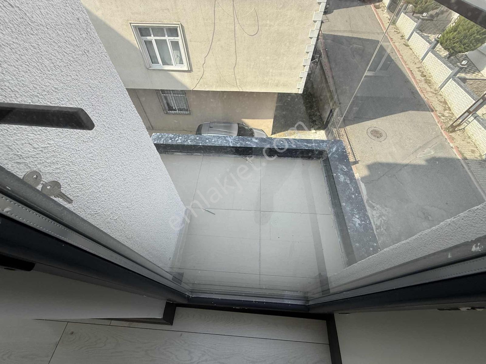 Fl Emlaktan Necip Fazıl Metro Yakını 2+1 Sıfır Arakat — fotoğraf 6