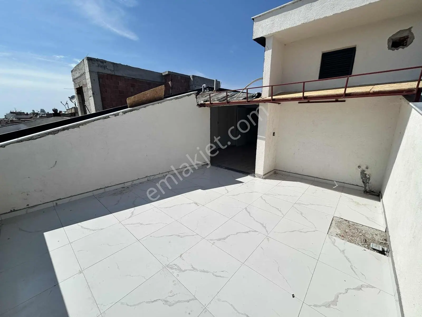 Kuşadası Merkez Sahile Yürme Mesafesinde Dubleks 2+1 Daire — fotoğraf 6