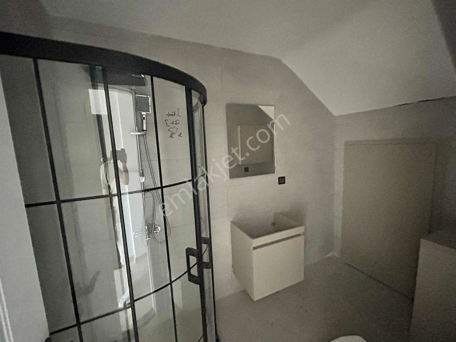 Kuşadası Merkez Sahile Yürme Mesafesinde Dubleks 2+1 Daire — fotoğraf 12
