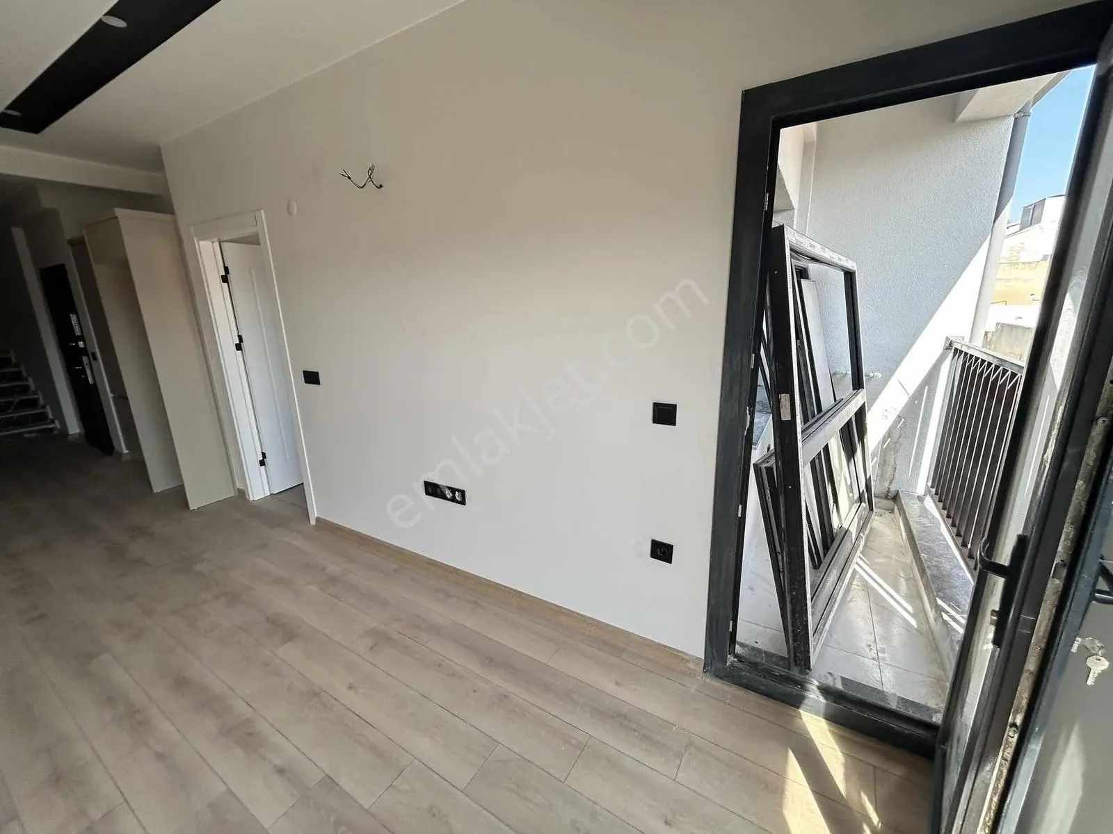 Kuşadası Merkez Sahile Yürme Mesafesinde Dubleks 2+1 Daire — fotoğraf 16