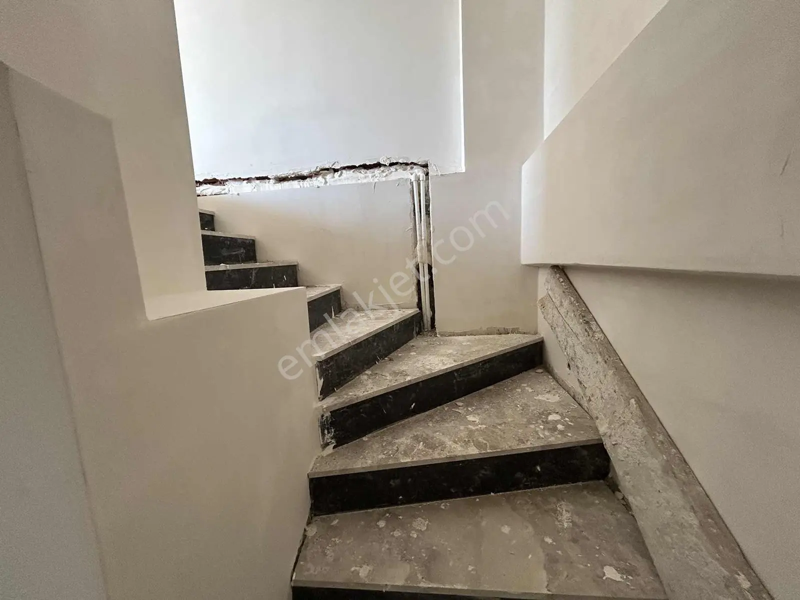 Kuşadası Merkez Sahile Yürme Mesafesinde Dubleks 2+1 Daire — fotoğraf 28