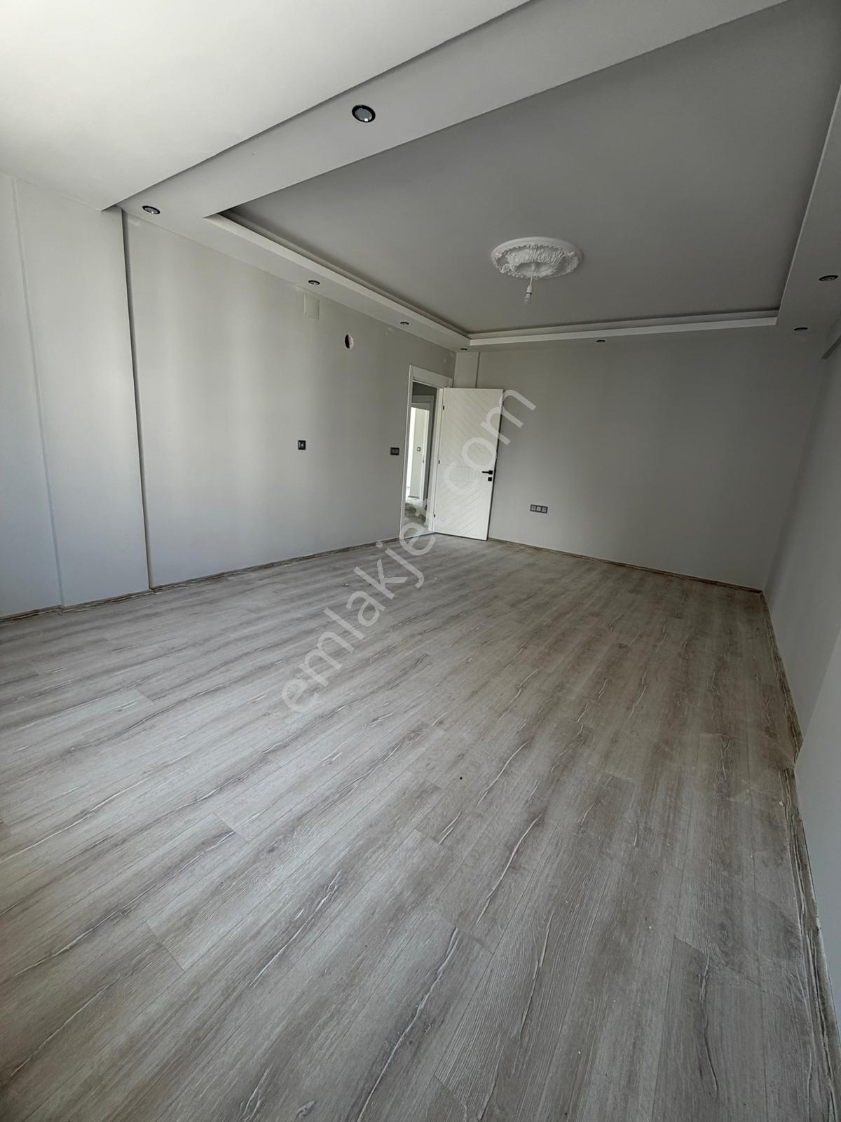 İlhanlı Mahallesi, 6 Katlı Binanın 2. Katı 3+1 Oda Sıfır Daire — fotoğraf 3