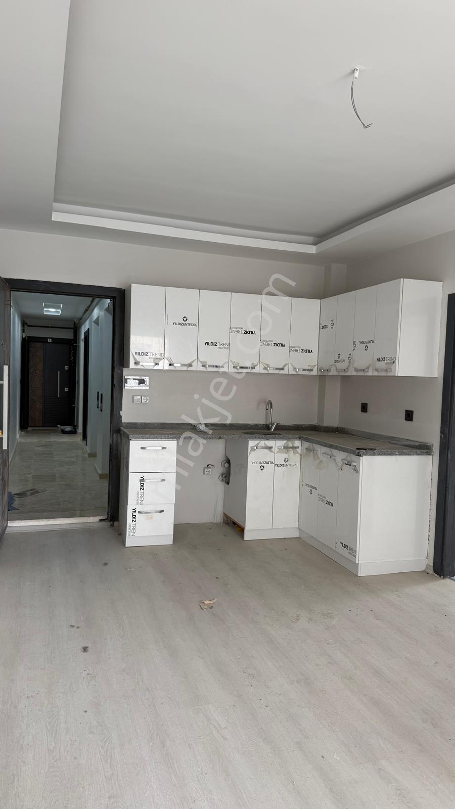 Adana Sarıçam'da Satılık 2+1 A.mutfak Daire — fotoğraf 2