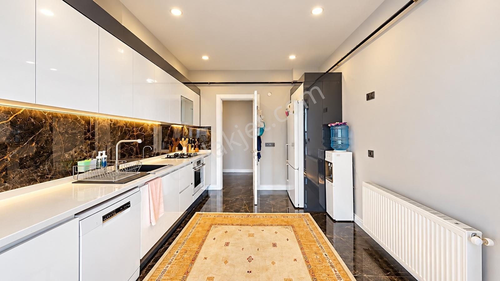 Fevzi Çakmakta İltemir Parkta Havuzlu Sitede | 144 M² | 3+1 — fotoğraf 15