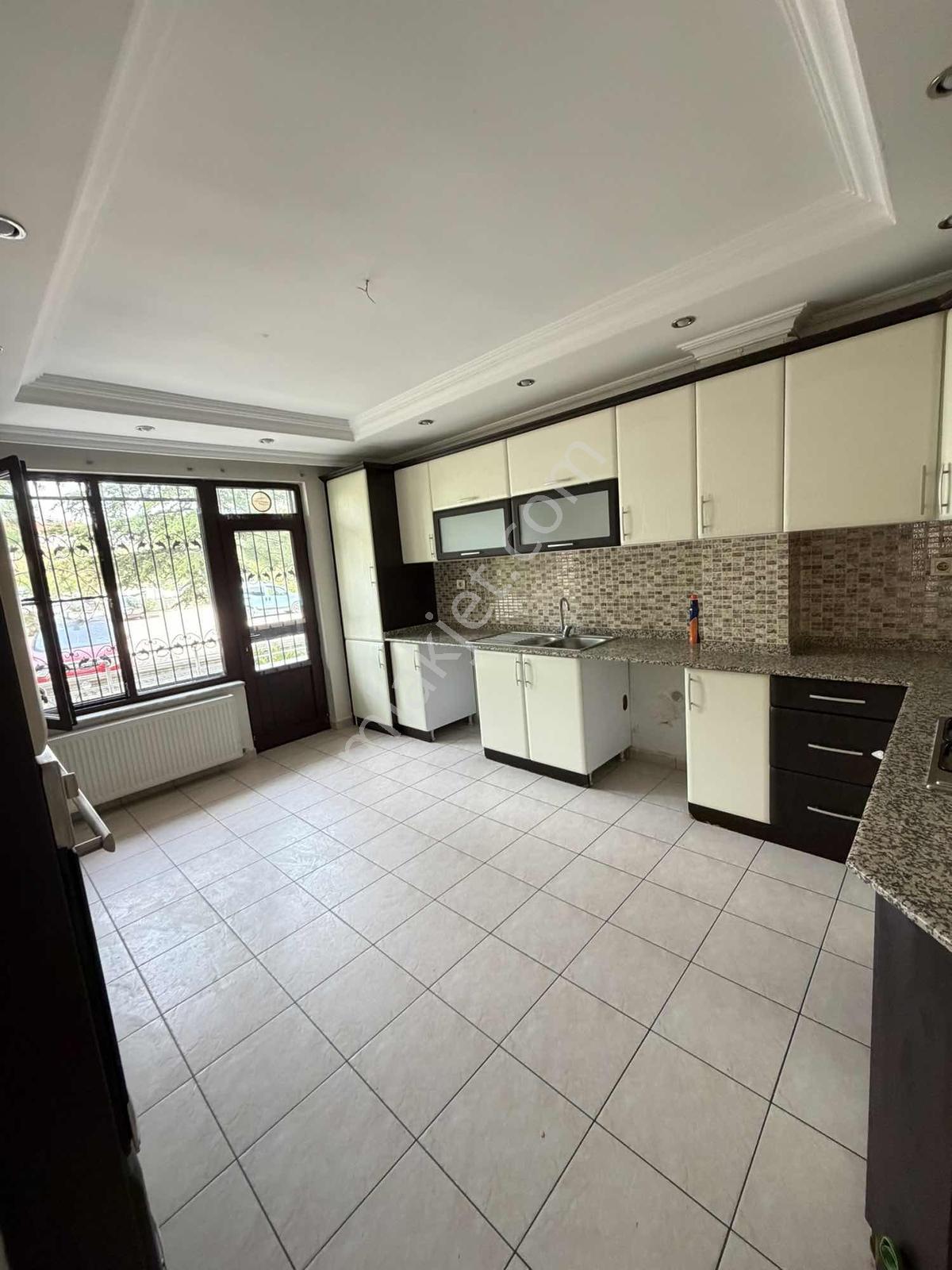 Melikşah Mahallesinde Satılık 3+1 Daire — fotoğraf 7